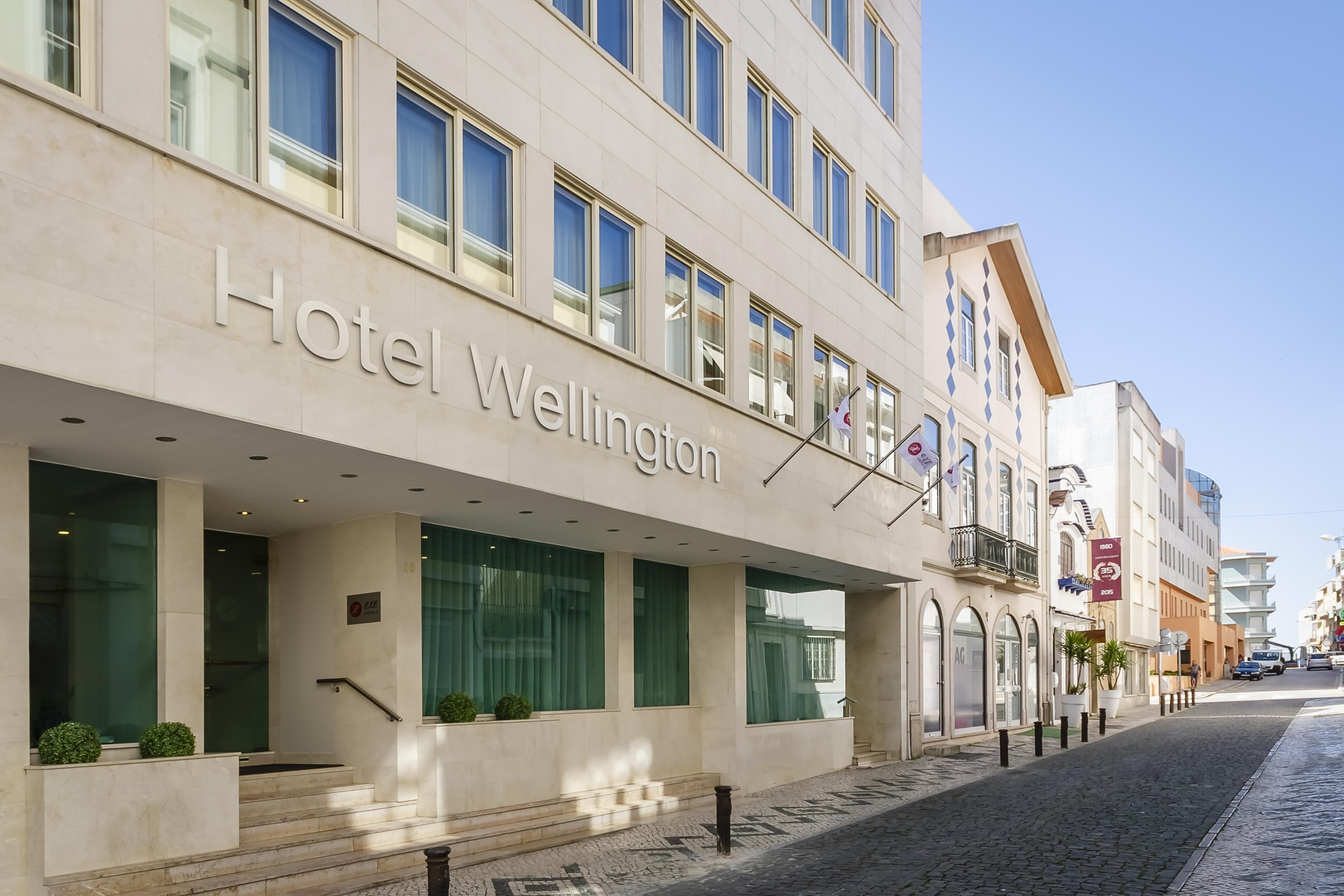 Exe Wellington 호텔 피게이라다포즈 외부 사진